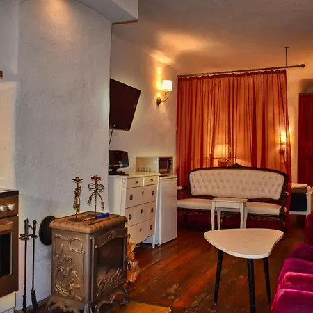 Tallinn Apartments & Rooms - Old Town 2*