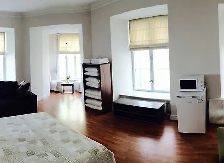 Tallinn Apartments & Rooms - Old Town 2* Tallinn