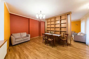 Tallinn Apartments & Rooms - Old Town 2* Tallinn