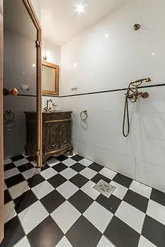 Tallinn Apartments & Rooms - Old Town 2*